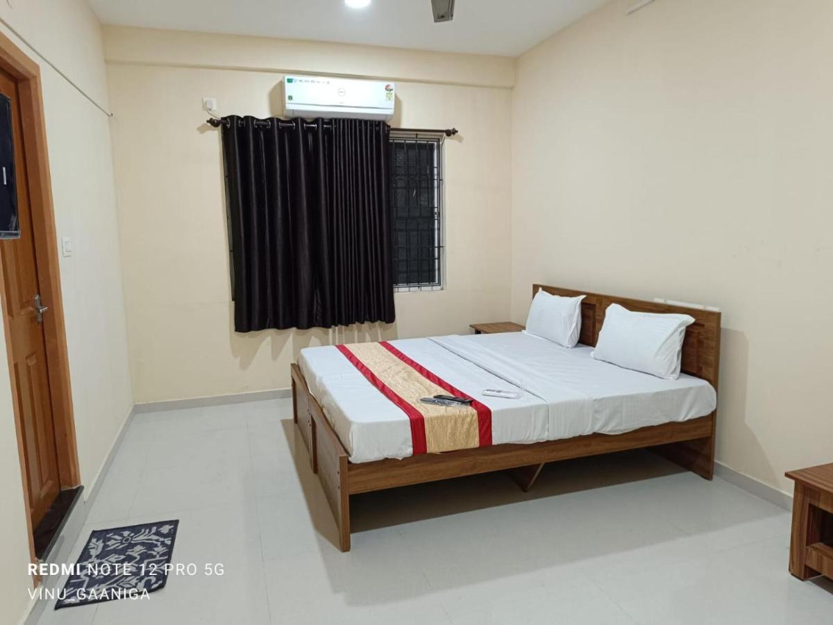 Premier Inn Lodge Mangalore Exterior foto